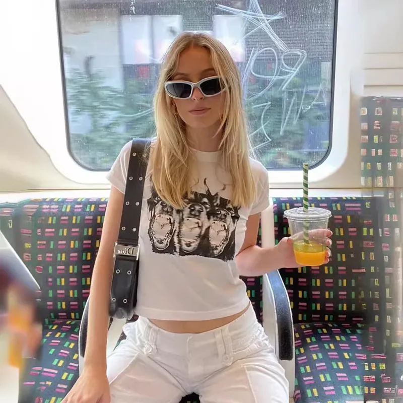 Damen Grafik T-Shirt mit kreativen Druck – Orélia