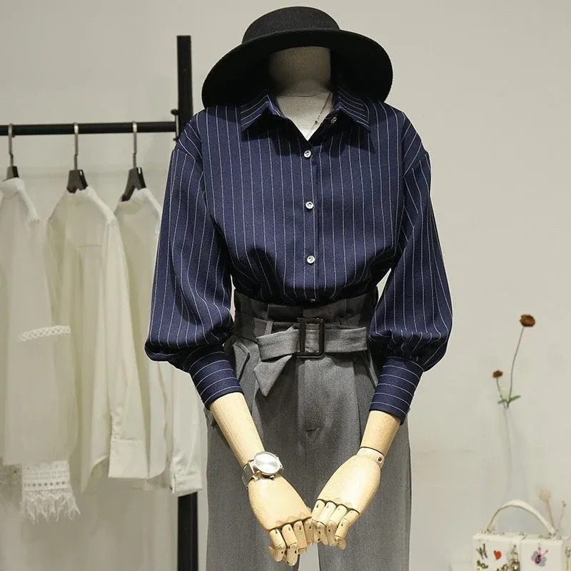 Damen Modische Bluse mit weitem Ärmel und Streifen – Élovi